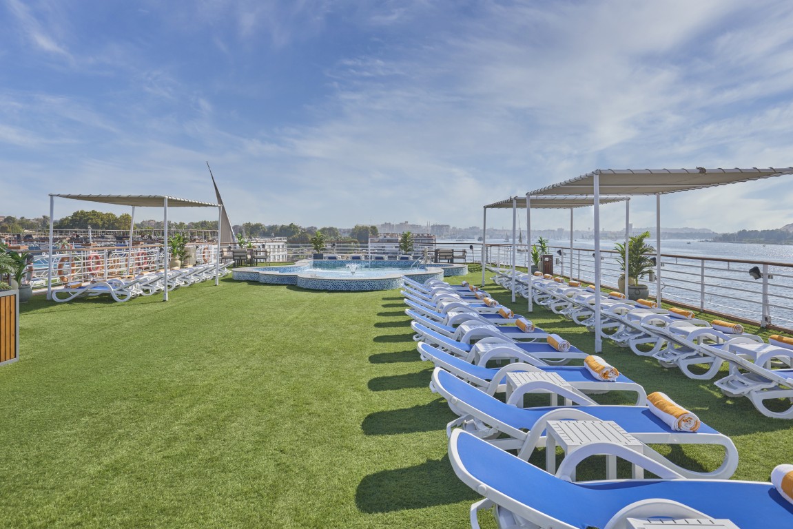  Sun Deck 