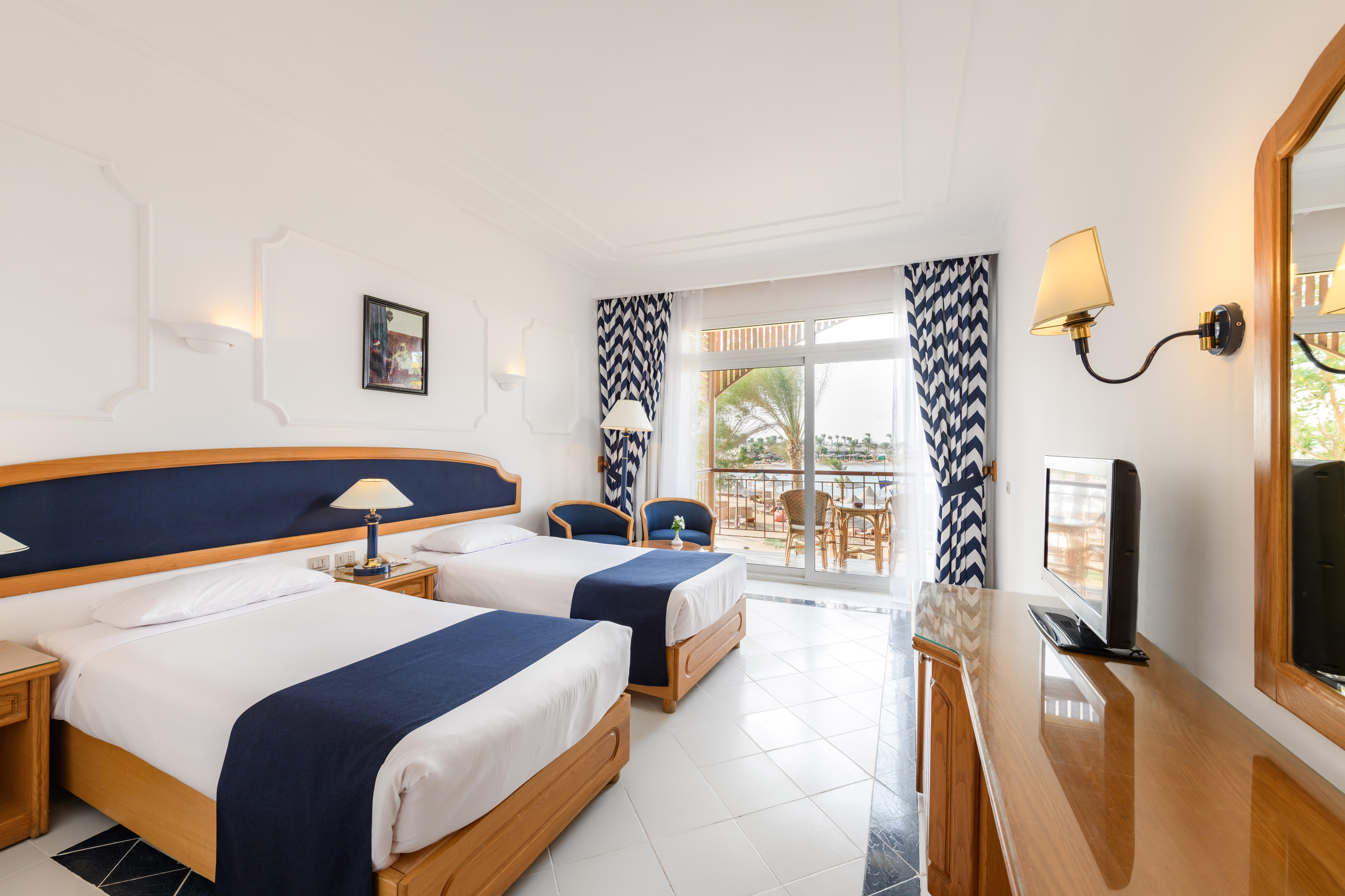   Desert Rose Resort 
